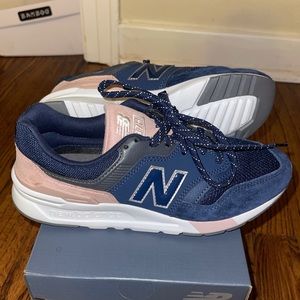 Women’s Classic New Balance